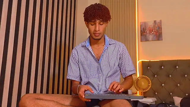 Show de Alex_Bloom na webcam