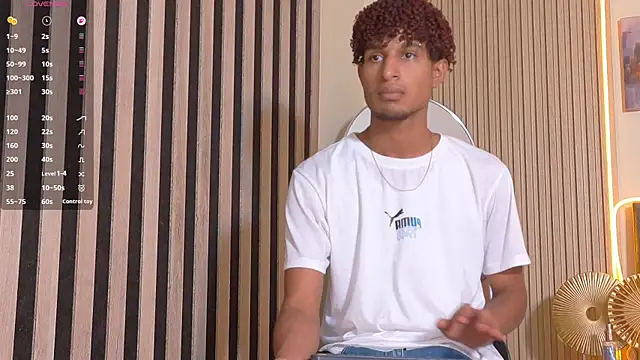 Alex_Bloom Show Webcam