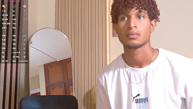 Alex_Bloom Pertunjukan Webcam