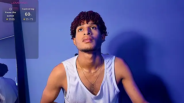 Alex_Bloom Pertunjukan Webcam