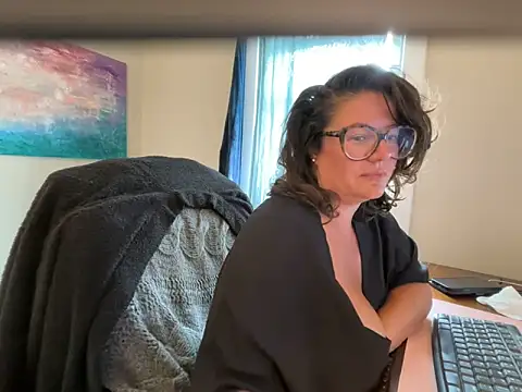 Madamebeton's Webcam Show