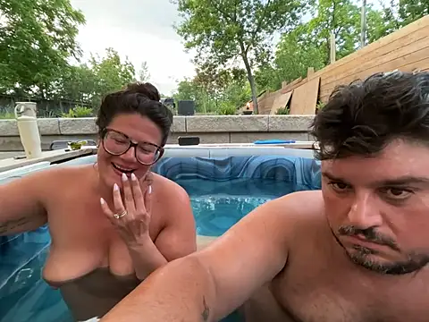 عرض كام Madamebeton