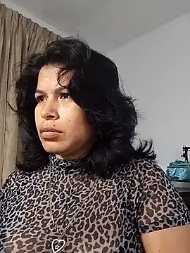 Aurorasaenz_'s Webcam Show