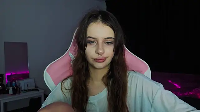 evvaavve 라이브 XXX 채팅