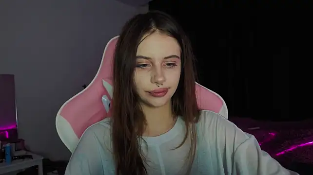evvaavve webcam show