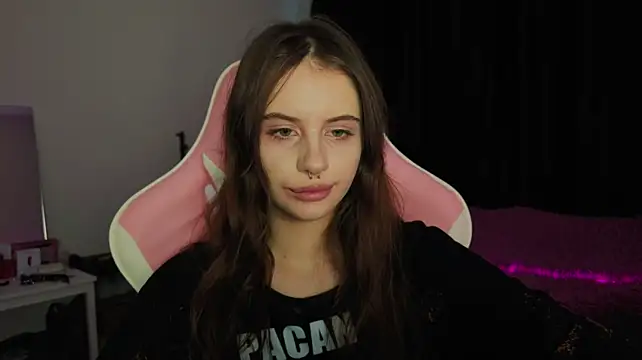 evvaavve's Live XXX Chat