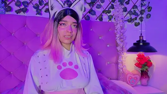 Pertunjukan Kamera Web Kira-Yuzu