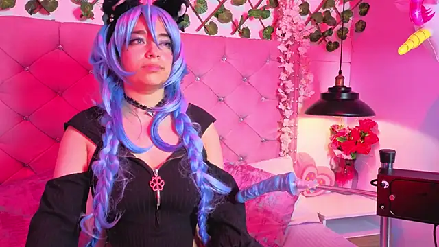 Kira-Berry's Webcam Show
