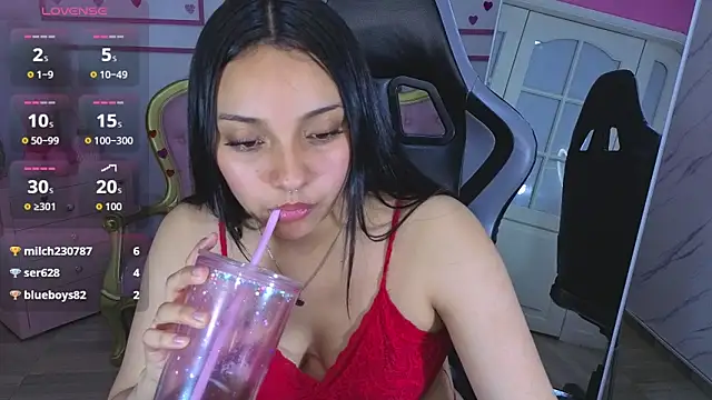 Chat XXX ao vivo de lia_harper_t