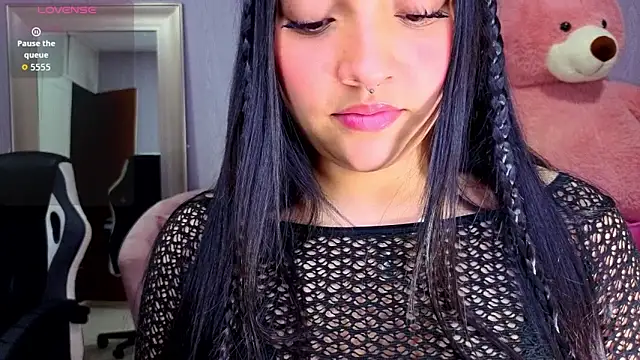 lia_harper_t live XXX chat