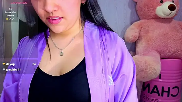 lia_harper_t Adlı Modelin Canlı XXX Sohbeti