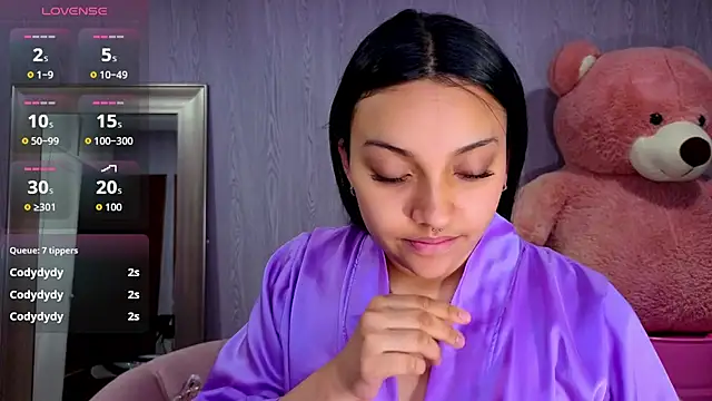 Chat +18 de lia_harper_t ao vivo