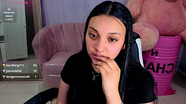 lia_harper_t XXX чат на живо