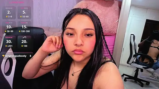 Chat +18 de lia_harper_t ao vivo