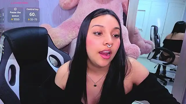 lia_harper_t live XXX chat