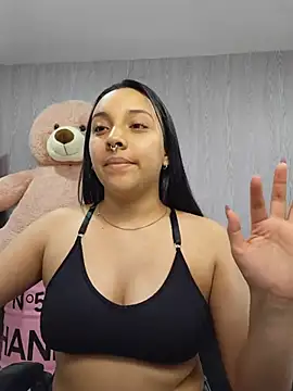 Chat XXX ao vivo de lia_harper_t