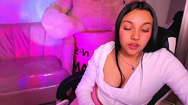 XXX chat uživo modela lia_harper_t
