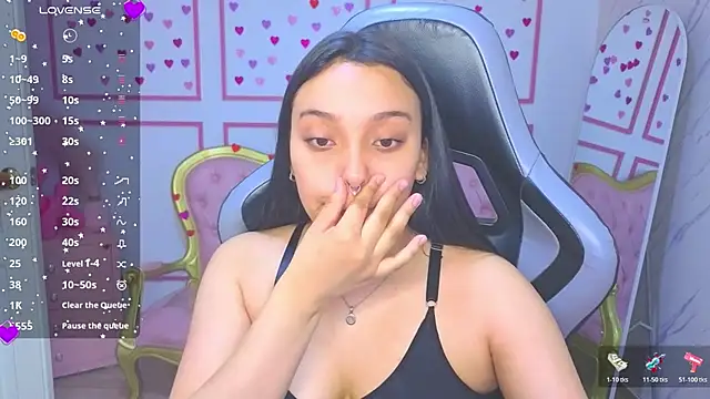 Živý XXX chat lia_harper_t