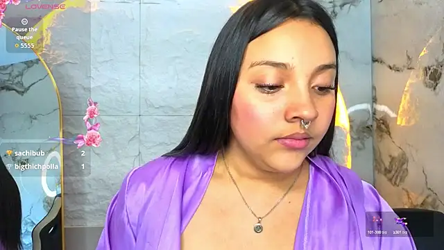 lia_harper_t élő XXX-chatje