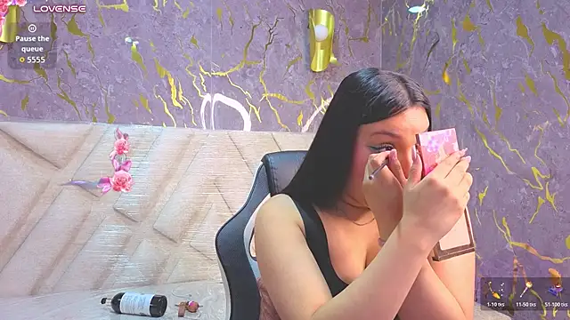 הופעת וובקאם של lia_harper_t