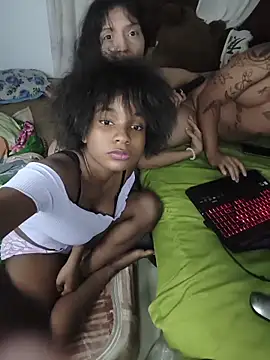 Živý XXX chat OshunHoney