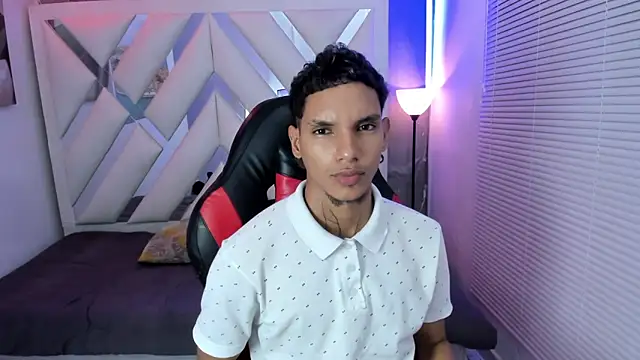 kai_storm77 Webcamshow