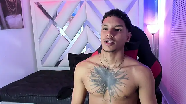 kai_storm77's Webcam Show