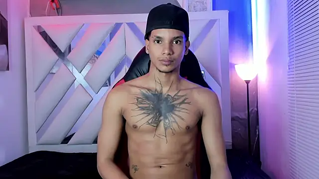 kai_storm77's Webcam Show