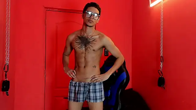 Webkamerová show kai_storm77