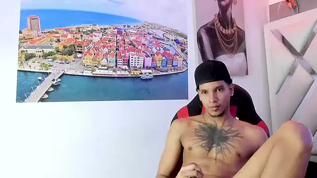 Show modela kai_storm77 na web-kameri