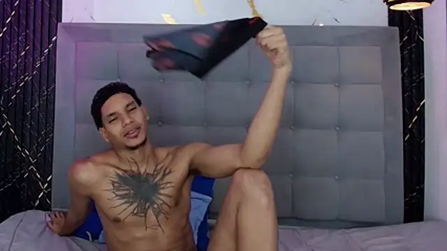 kai_storm77 Webcamshow