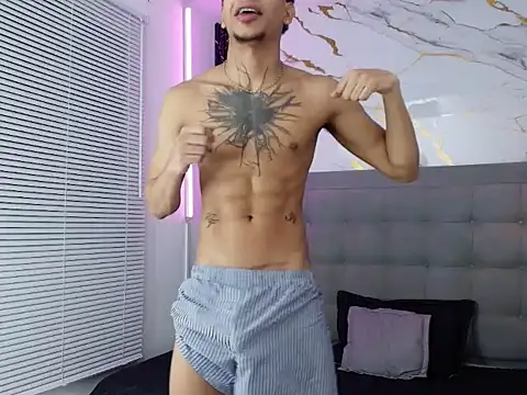 kai_storm77 Шоу с уебкамера