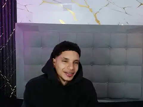 kai_storm77 Webcam show