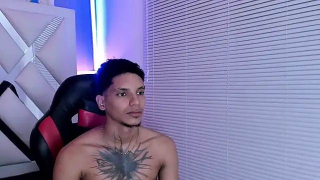 kai_storm77 Show Webcam