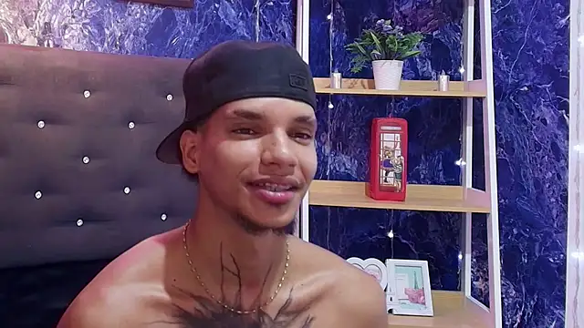 kai_storm77 Show Webcam