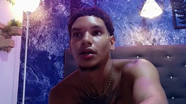 kai_storm77n Webbikameraesitys