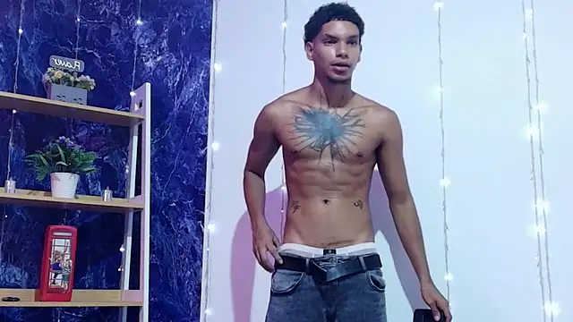 kai_storm77 Pertunjukan Webcam