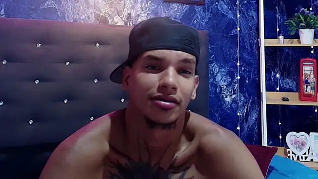 kai_storm77 Show Webcam