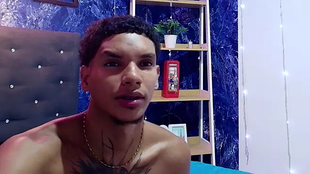 kai_storm77 网 络视讯表演