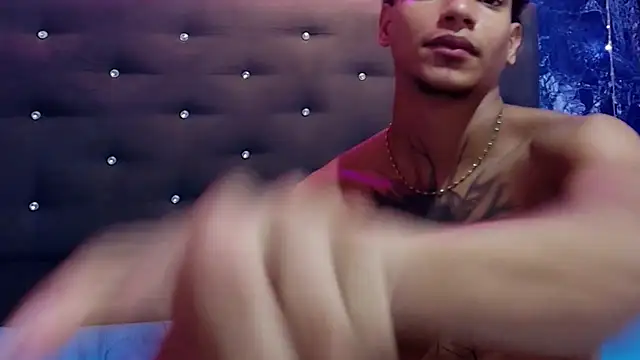kai_storm77 Show Webcam