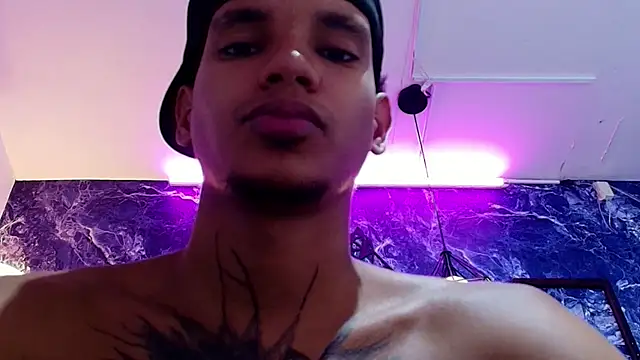 kai_storm77 Show in webcam