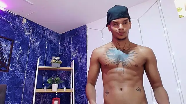 kai_storm77 Show in webcam