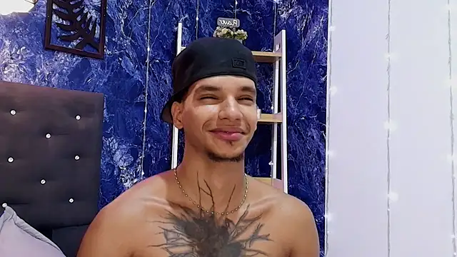 Show de webcam de kai_storm77