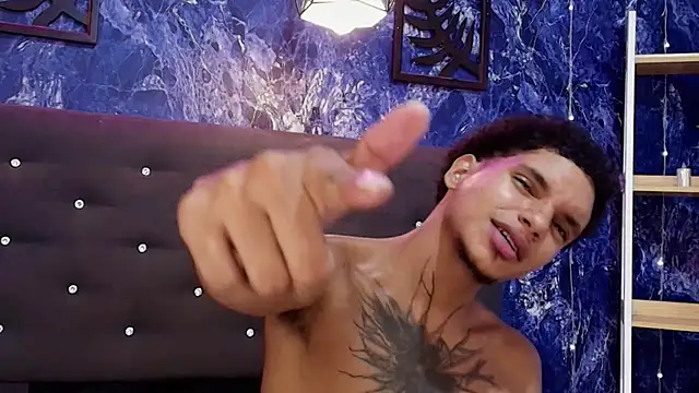 Вебкам-шоу kai_storm77