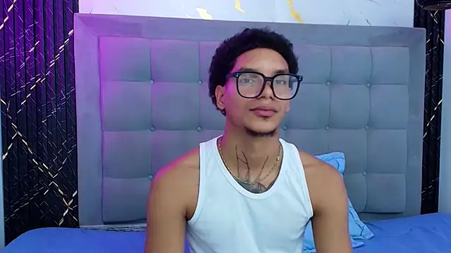 kai_storm77 Шоу с уебкамера