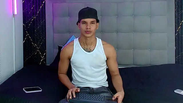 kai_storm77n Webbikameraesitys