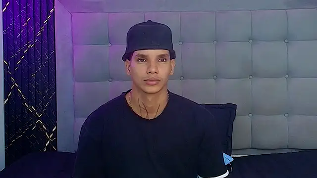 Webkamerová show kai_storm77
