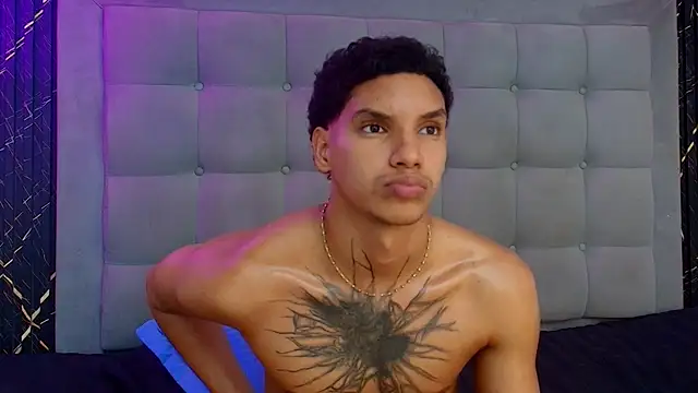 kai_storm77 Webcam show