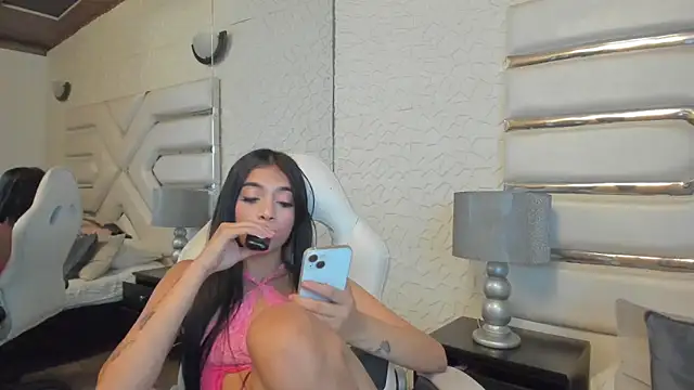 XXX chat uživo modela KattyLilli