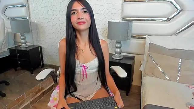 Онлайн чат XXX KattyLilli